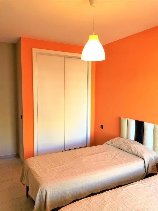 Апартаменти Precioso Apartamento Frente Al Mar Benalbeach Бенальмадена Екстер'єр фото