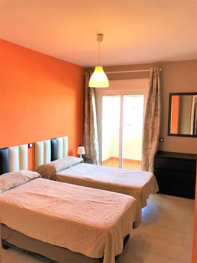 Апартаменти Precioso Apartamento Frente Al Mar Benalbeach Бенальмадена Екстер'єр фото